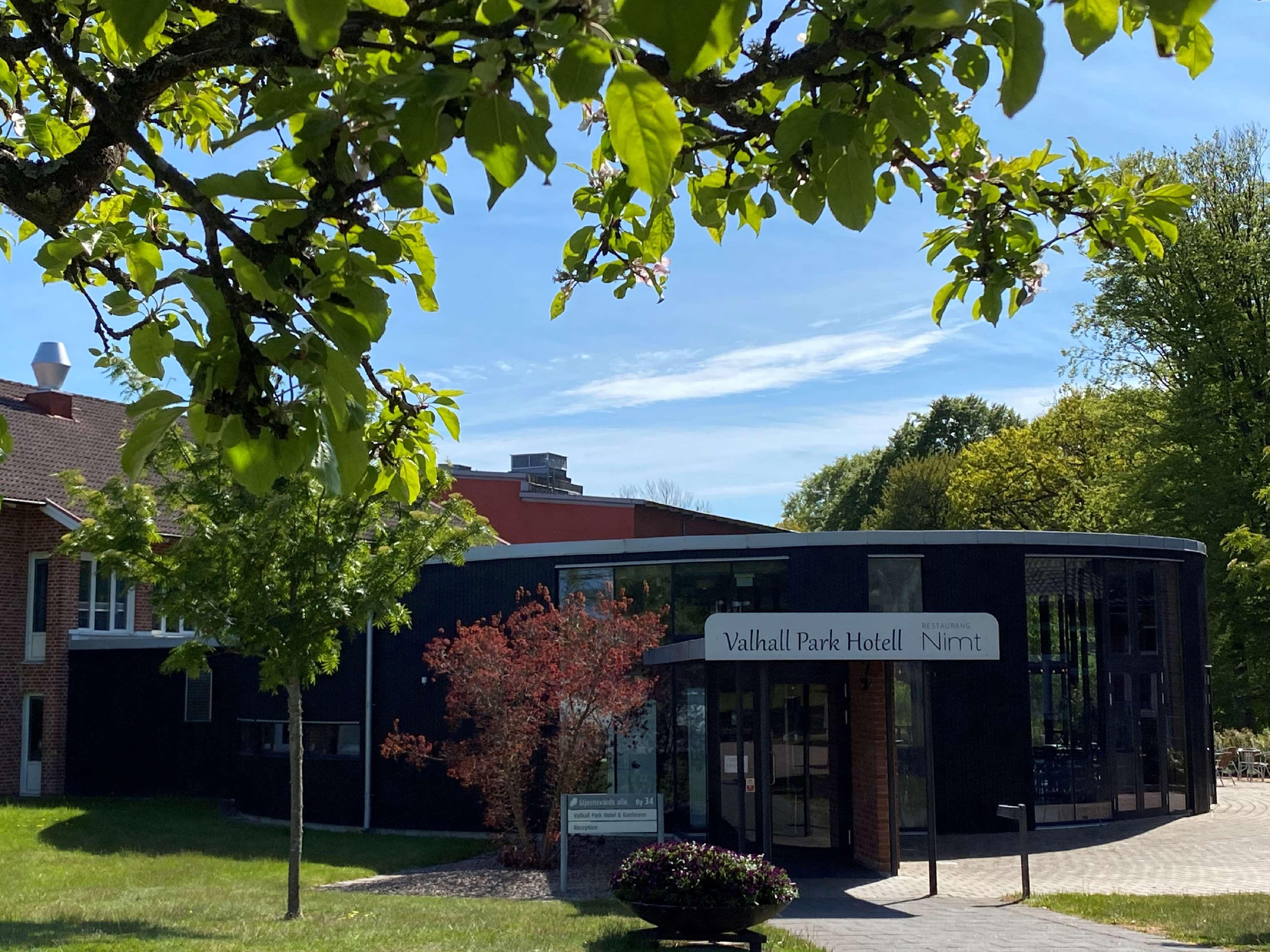 Best Western Valhall Park Hotell Angelholm Exterior photo